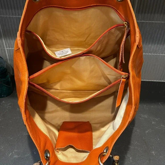 Mark & Graham Bamboo Elisabetta Slouch Handbag - Picture 6 of 12